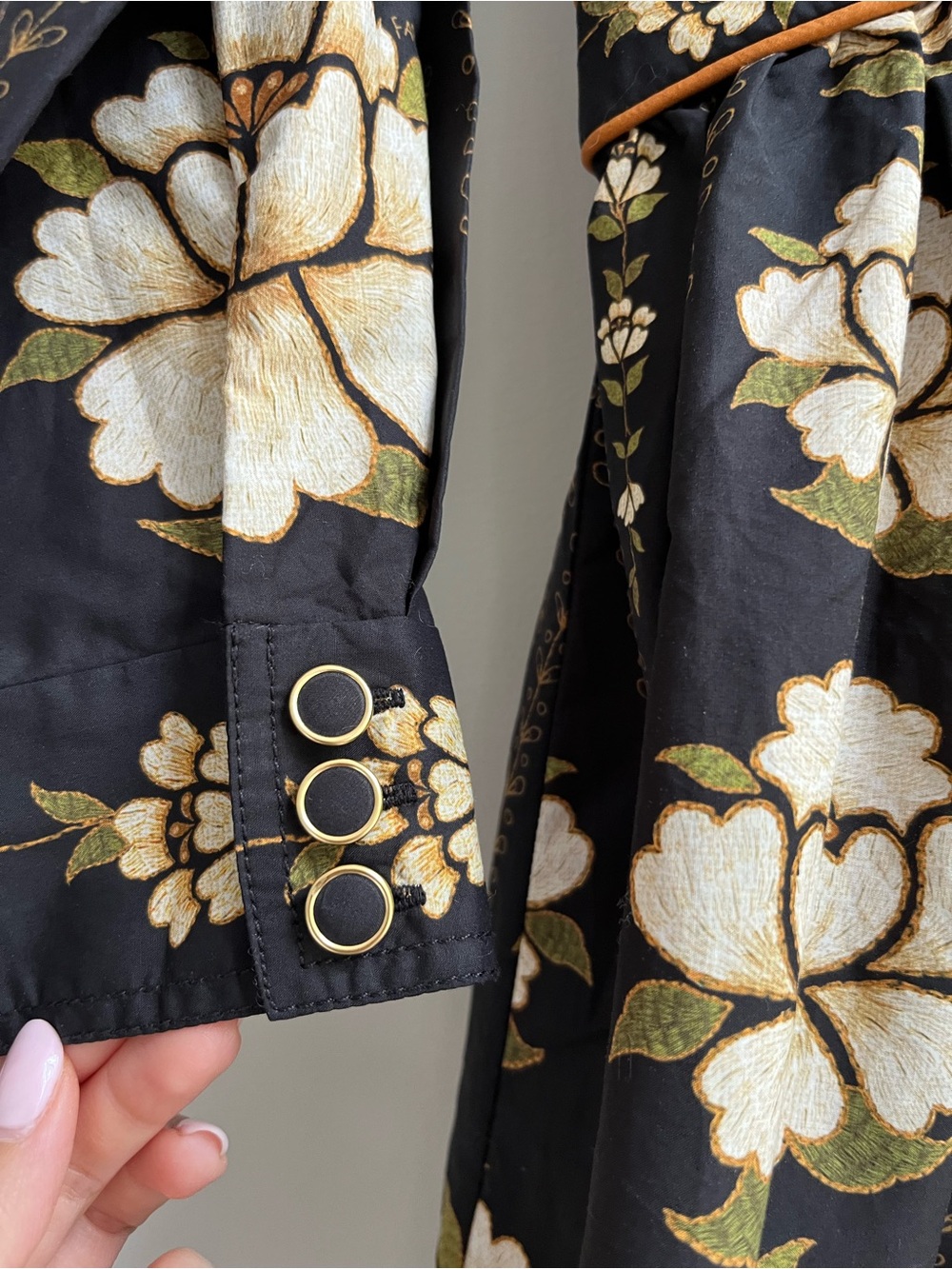 Farm Rio $554 NWT Floral Print Mini Dress Black M - Picture 4 of 9